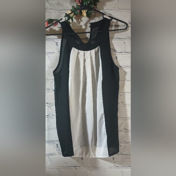 Slvls RoundNeck Woven Chiffon Blouse Black White - Picture 5 of 14